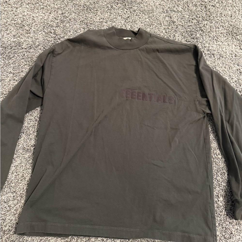 Essentials Long Sleeve